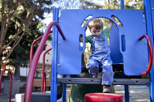 playground-2457320_1920.jpg
