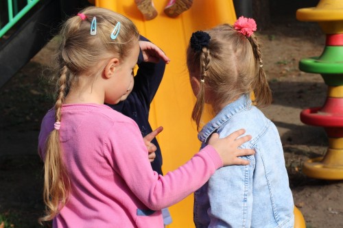 children-3826830_1920.jpg